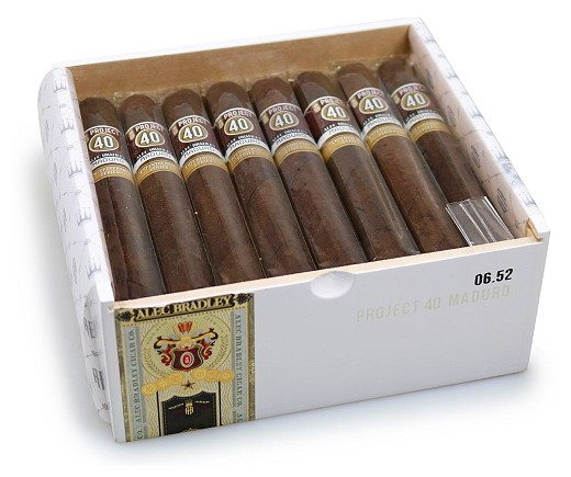 Alec Bradley Project 40 Maduro Toro 06.52